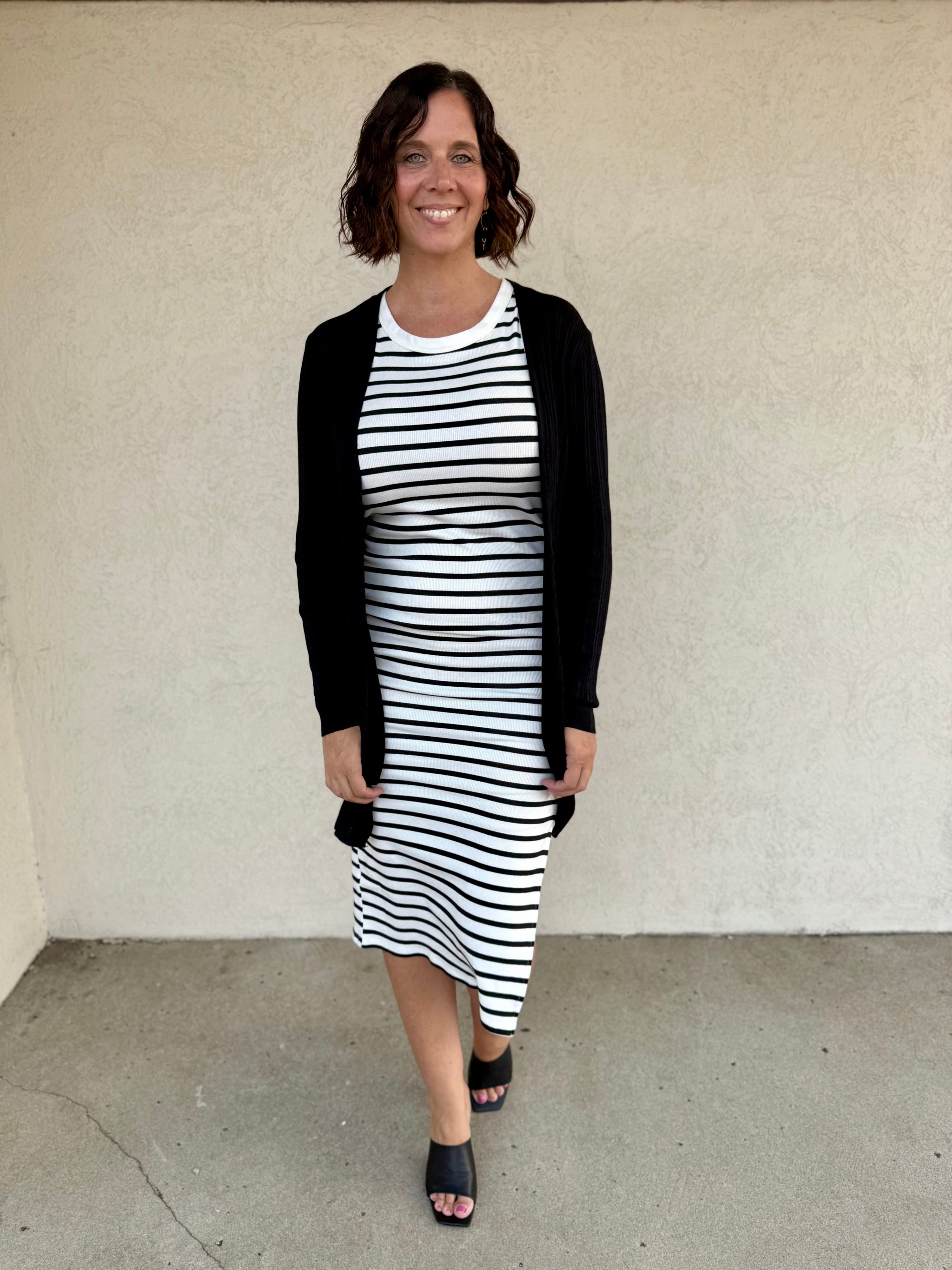 Striped Sleeveless Bodycon Midi Dress Medium / White/Black